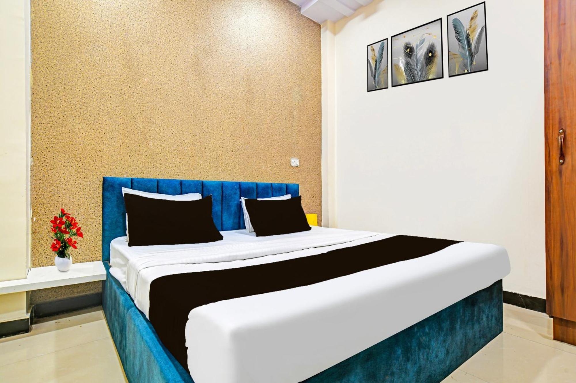 Super Hotel O Hanuman Naka Ujjain Formerly Krishna Palace المظهر الخارجي الصورة